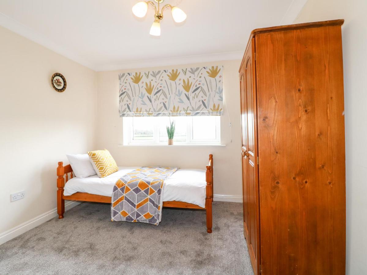 Tixall Manor Farm Stafford Luaran gambar