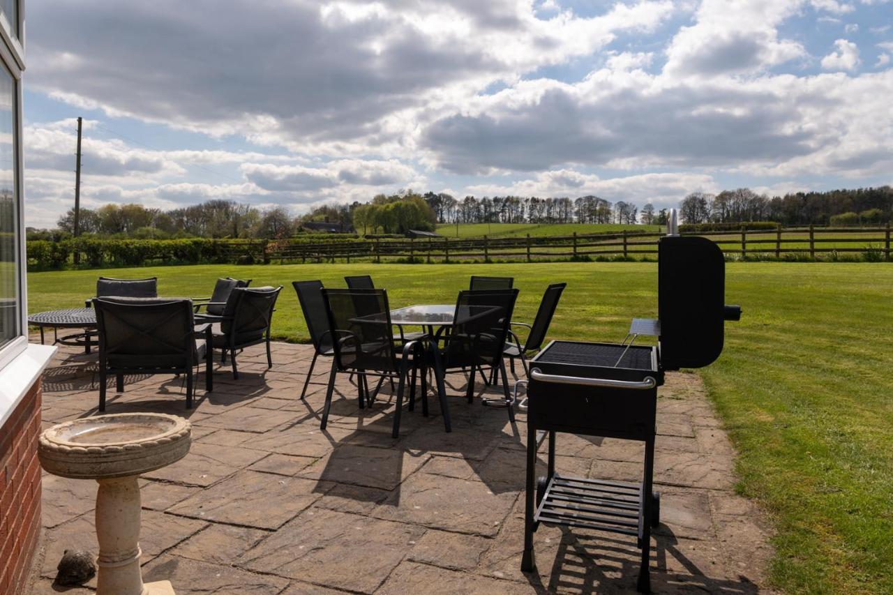 Tixall Manor Farm Stafford Luaran gambar